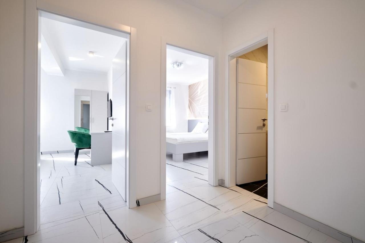 Marien Haus Hotel คาร์โลวัตส์ ภายนอก รูปภาพ