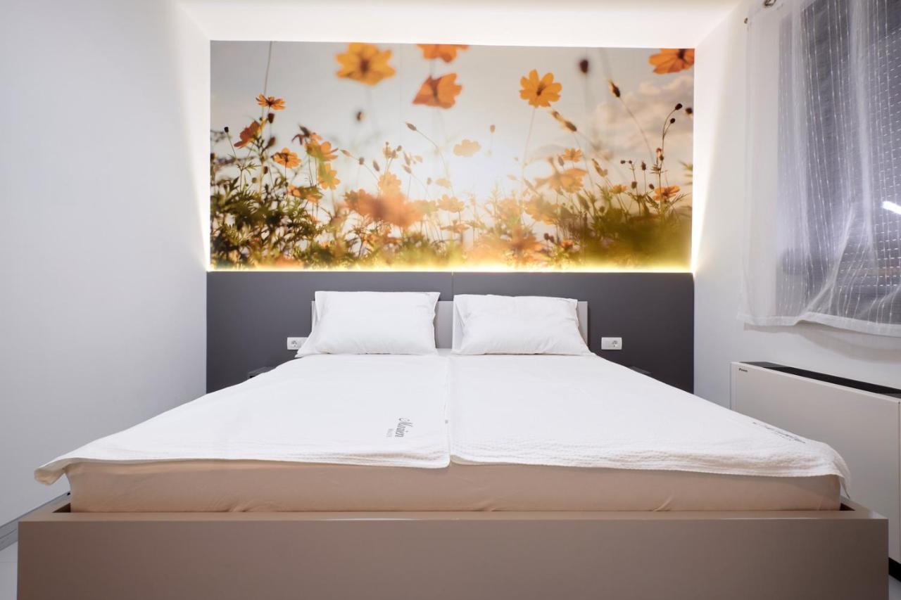 Marien Haus Hotel คาร์โลวัตส์ ภายนอก รูปภาพ